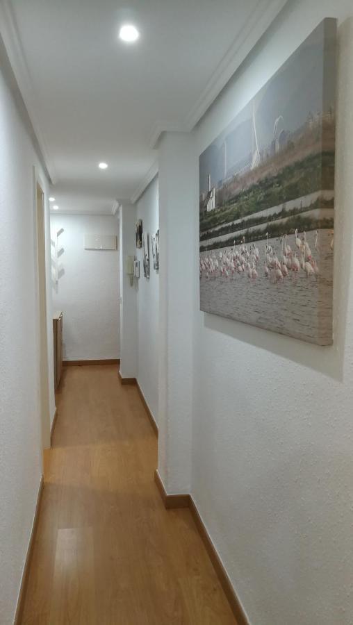 Centrico Apartamento En Valencia Proximo Parada De Metro Angel Guimera Zewnętrze zdjęcie