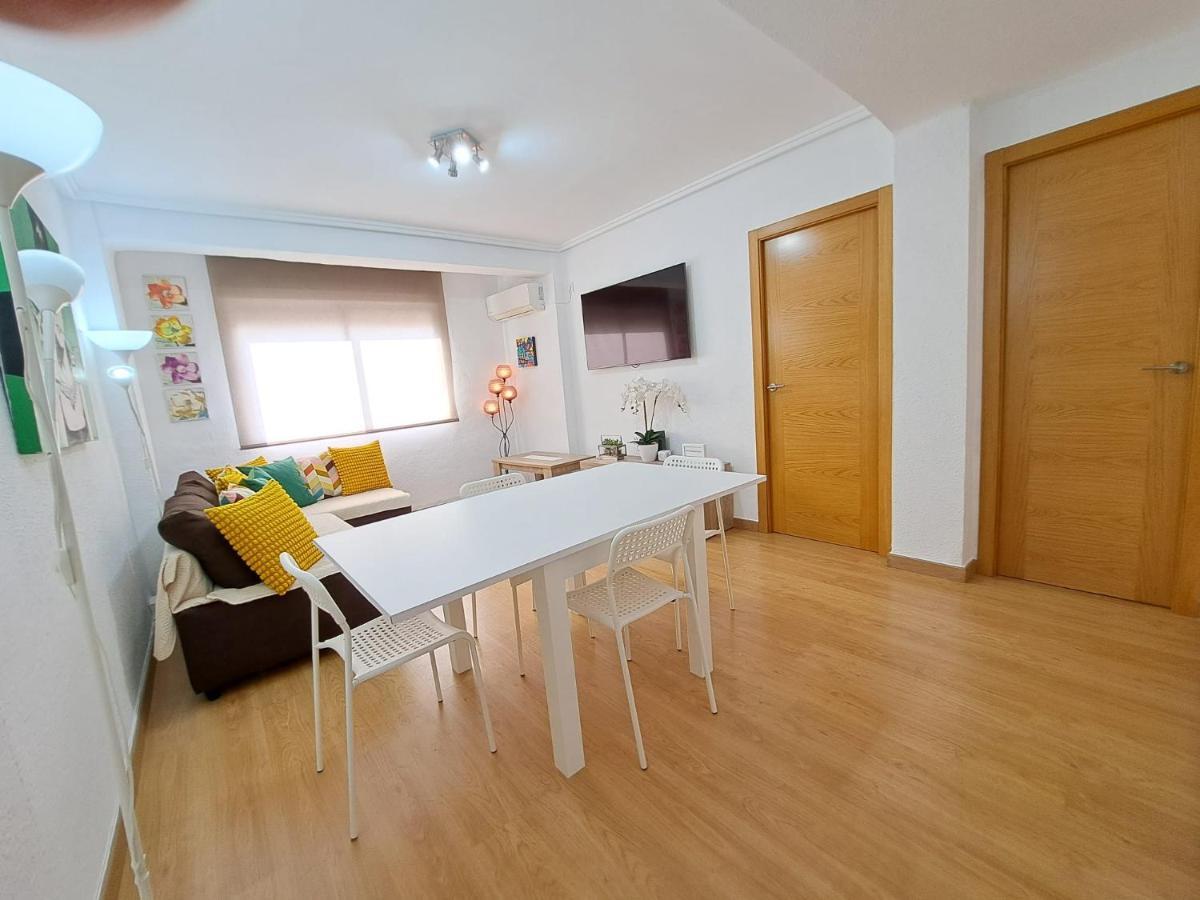 Centrico Apartamento En Valencia Proximo Parada De Metro Angel Guimera Zewnętrze zdjęcie